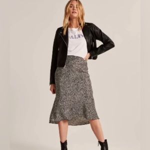 Abercrombie & Fitch midi skirt